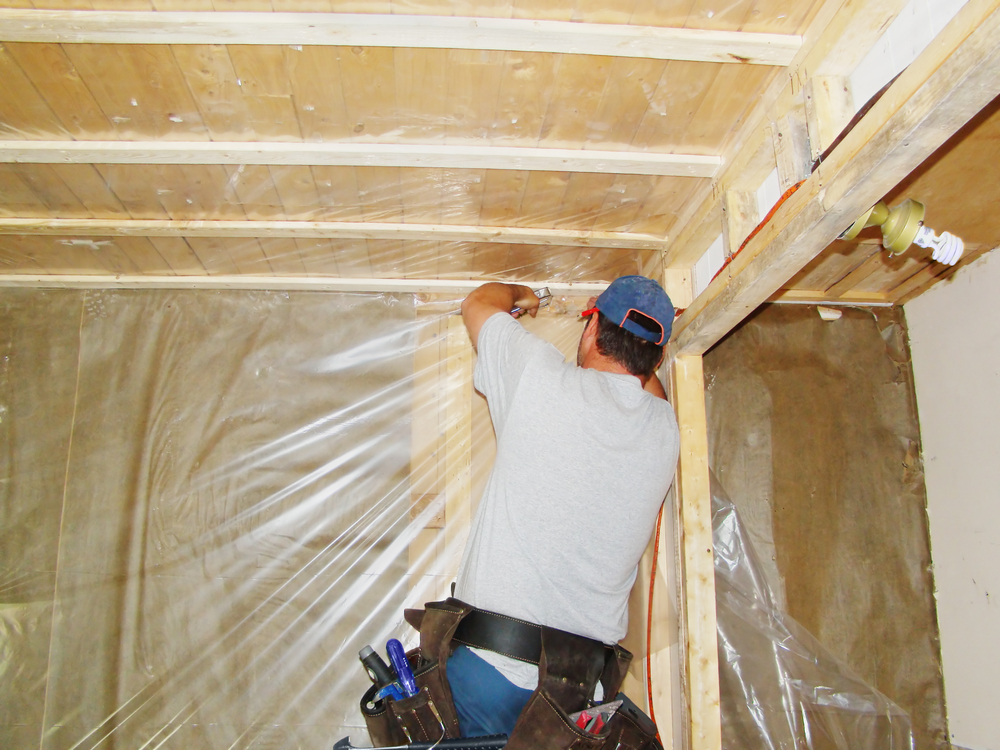 The Advantages of Hiring a Professional Insulation Contractor