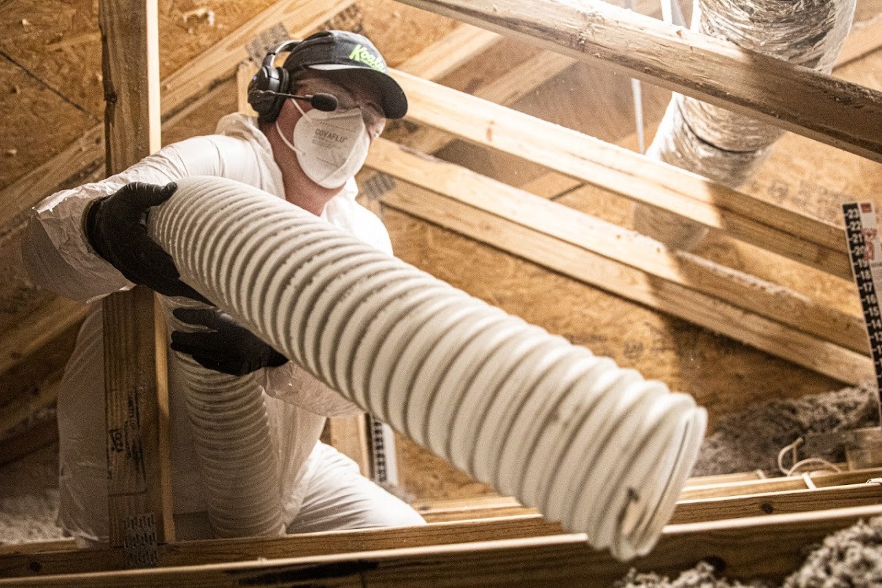 The Great Debate: Fiberglass or Cellulose Insulation in North Texas