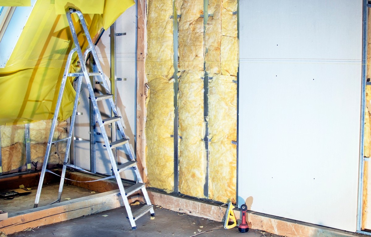 Common Mistakes in Overland Park Insulation Installation