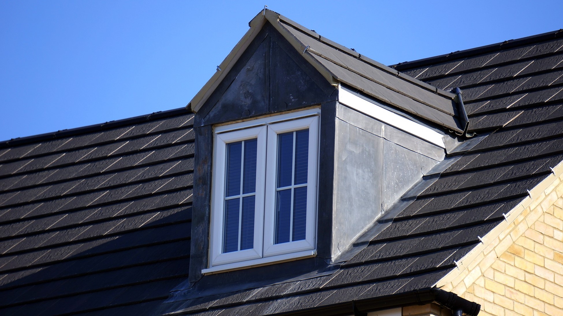 The Best Insulation Options for Winter-Proofing Your Roof