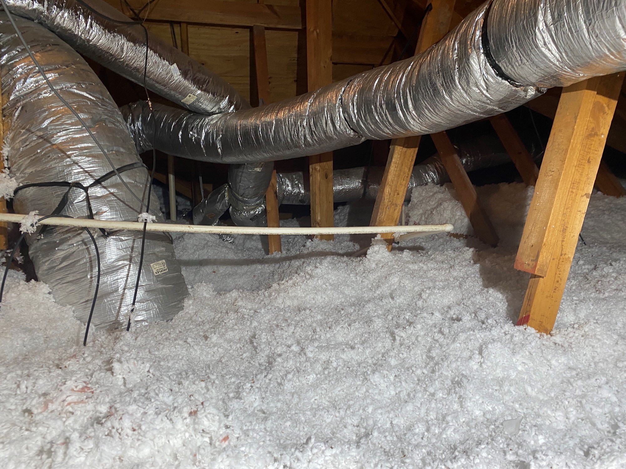Understanding the Differences Between Blown-In and Batt Insulations