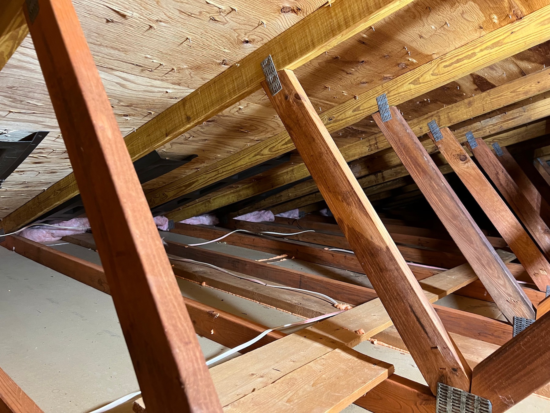 Top Reasons Why You Should Remove Old Attic Insulation